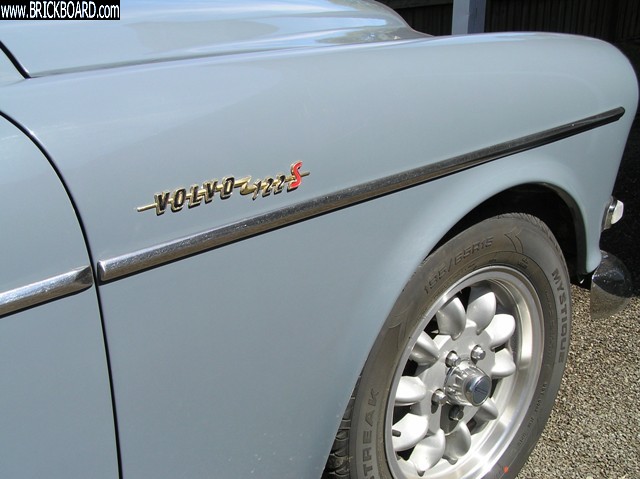 Volvo 120-130 -- 1961 122S